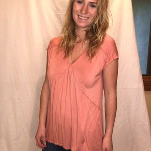 Frilly peach top